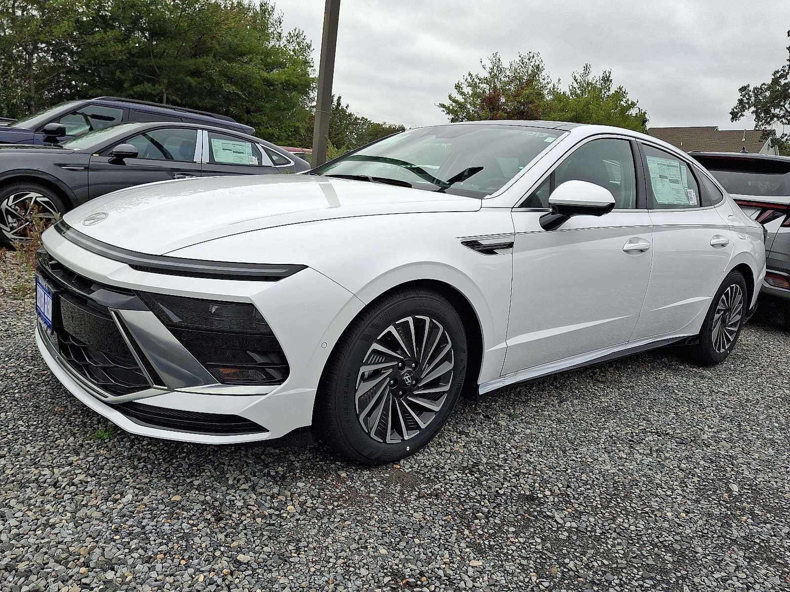 2025 Hyundai SONATA HYBRID Limited