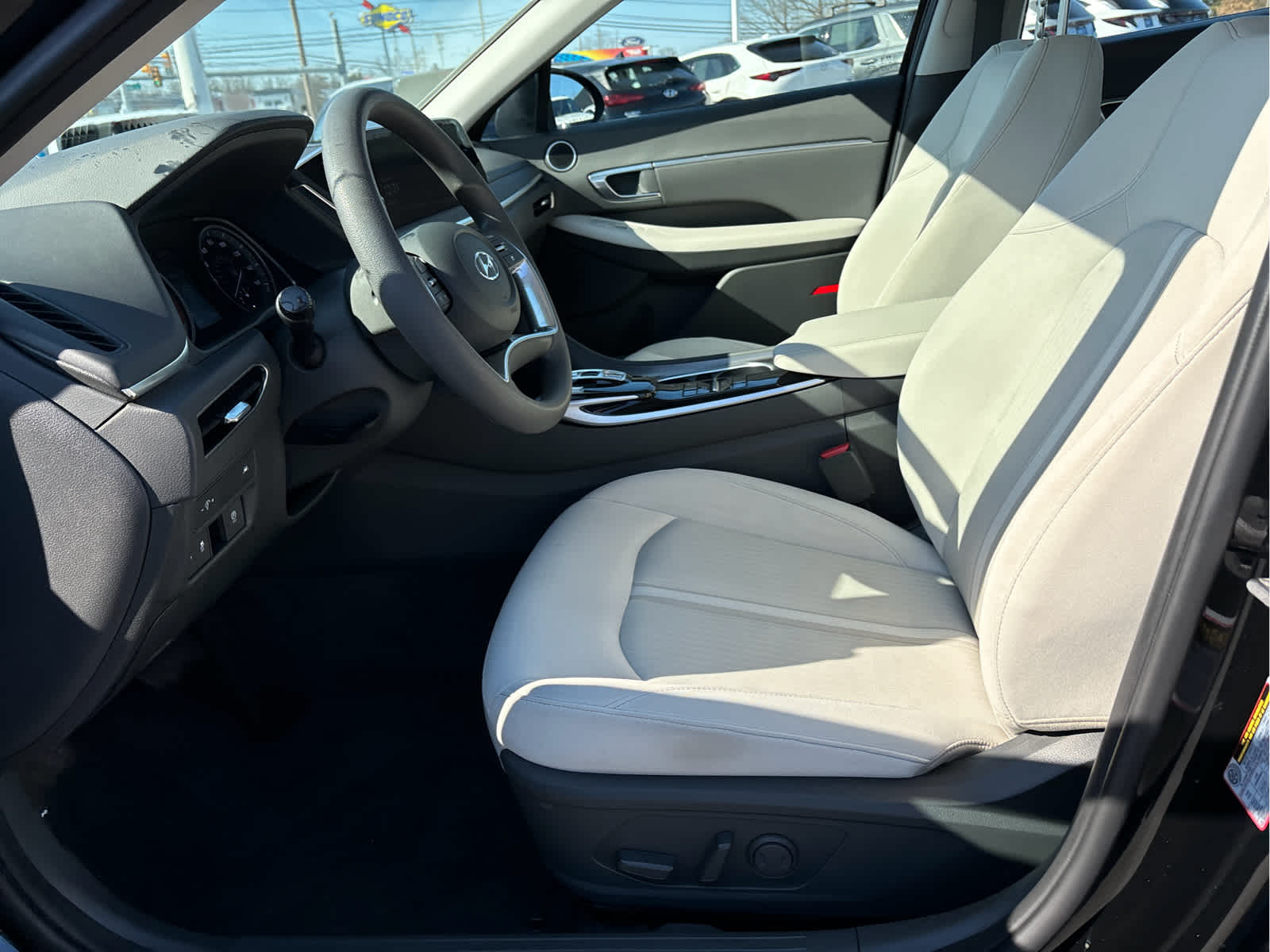 2023 Hyundai SONATA SEL