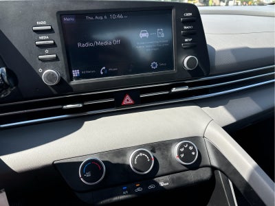 2023 Hyundai ELANTRA SE