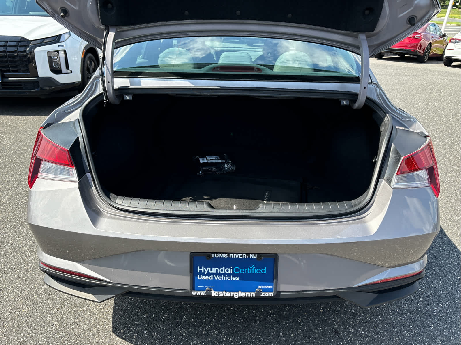 2023 Hyundai ELANTRA SE