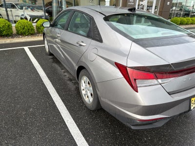 2023 Hyundai ELANTRA SE