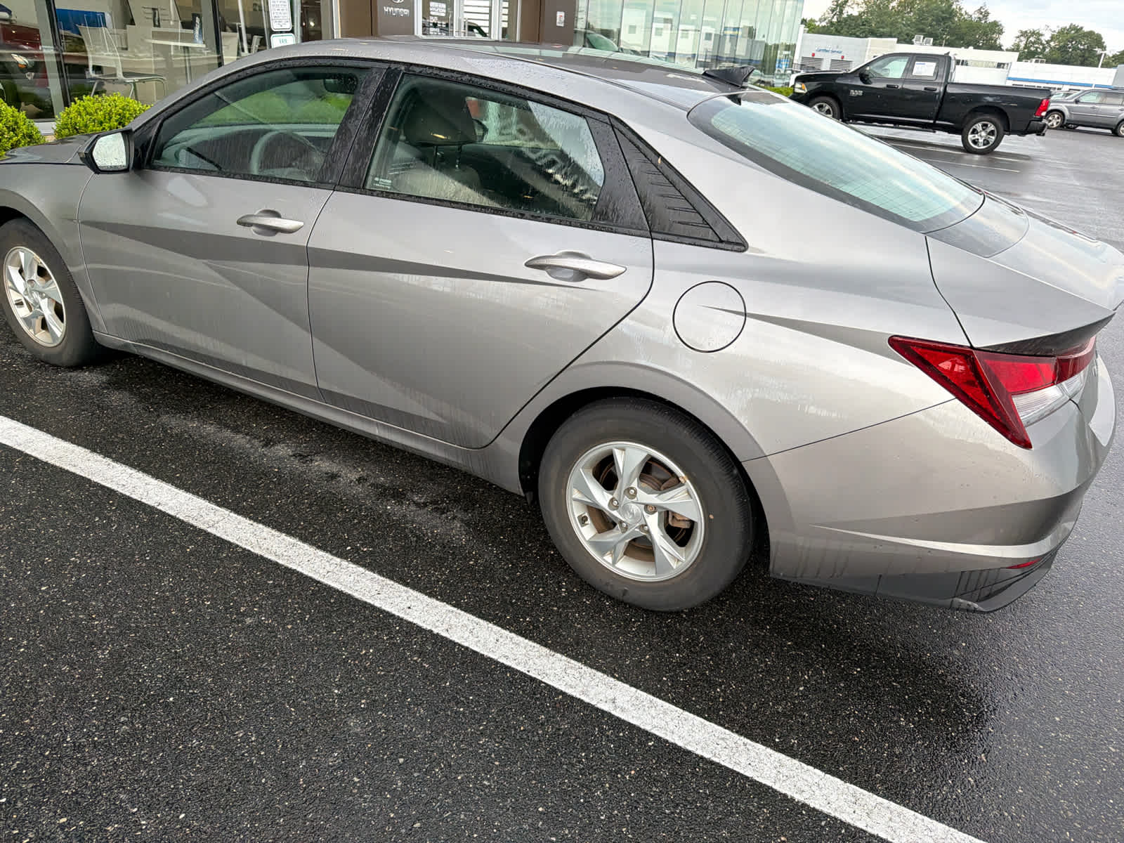2023 Hyundai ELANTRA SE