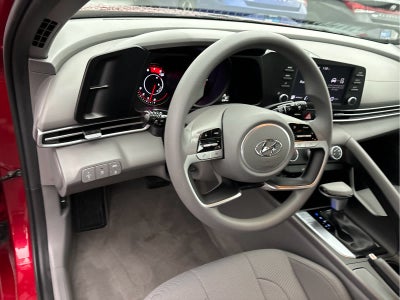 2023 Hyundai ELANTRA SE