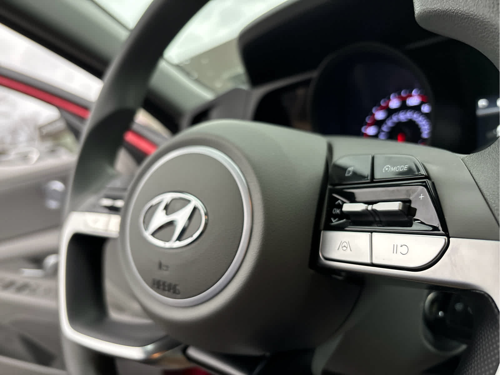 2023 Hyundai ELANTRA SE