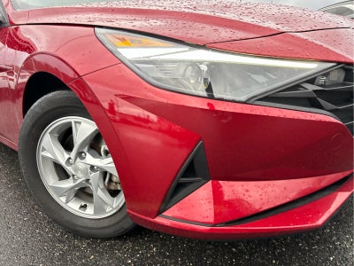 2023 Hyundai ELANTRA SE