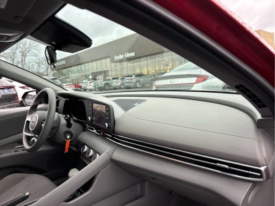 2023 Hyundai ELANTRA SE