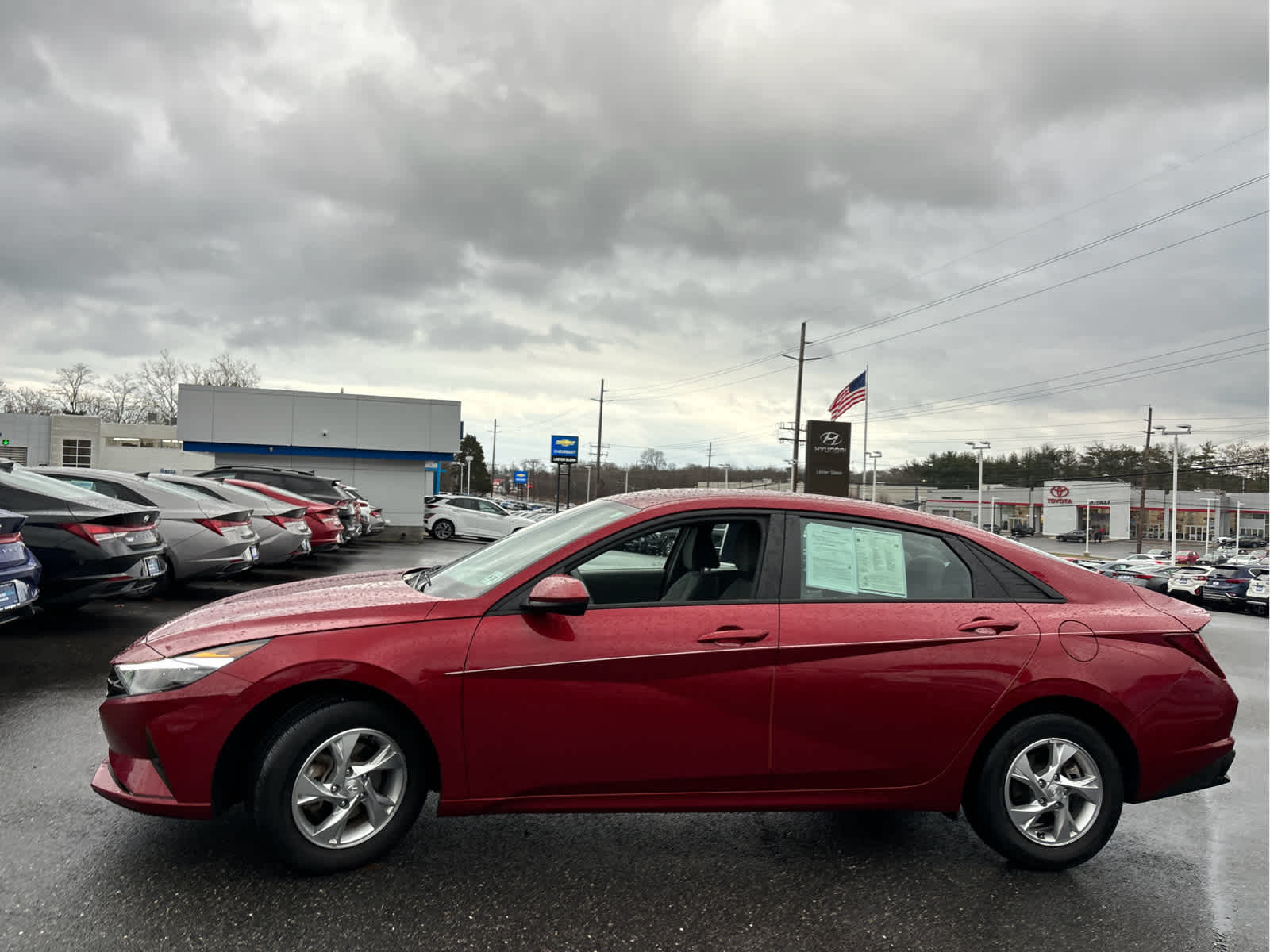 2023 Hyundai ELANTRA SE