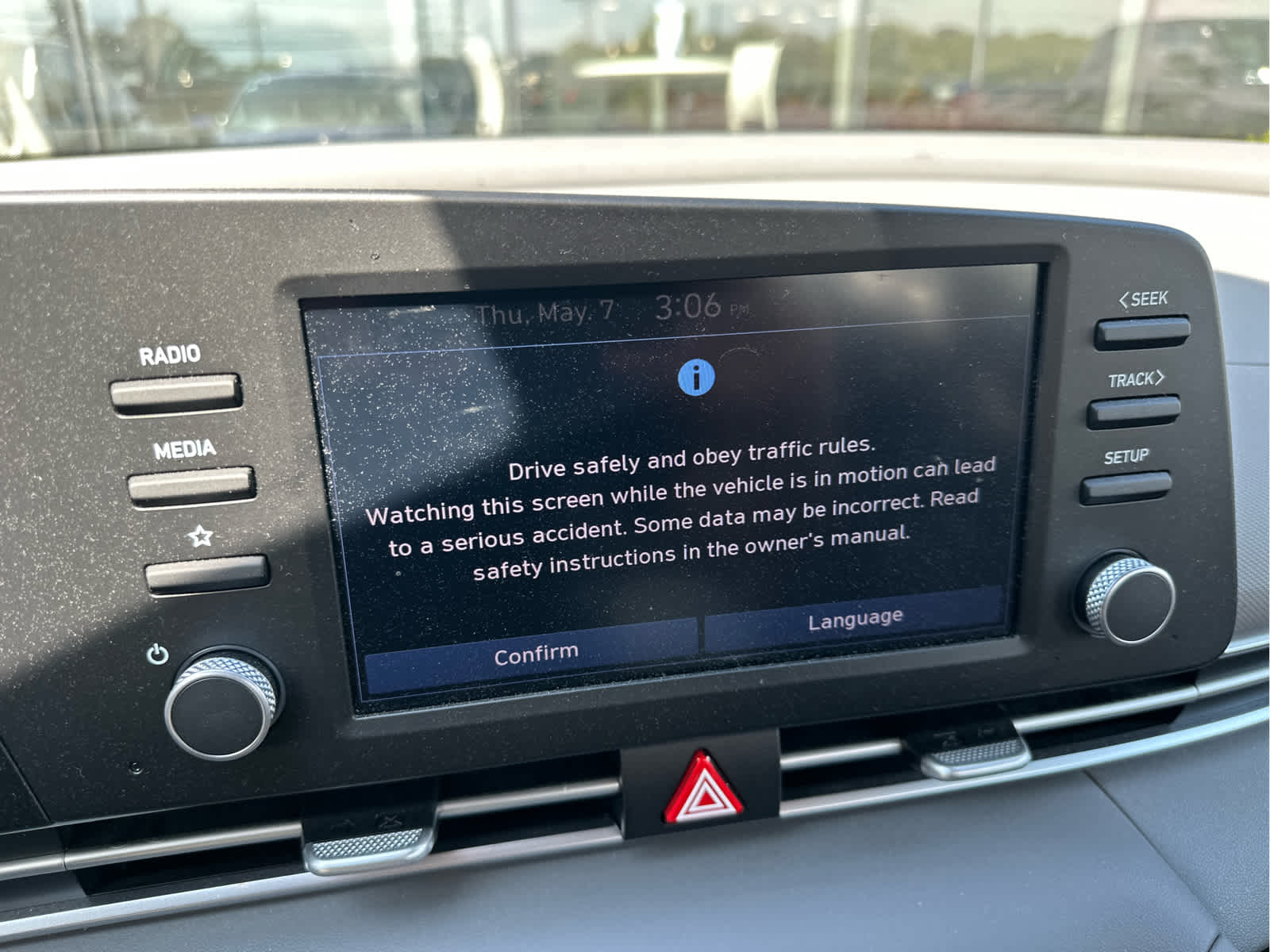 2023 Hyundai ELANTRA SE