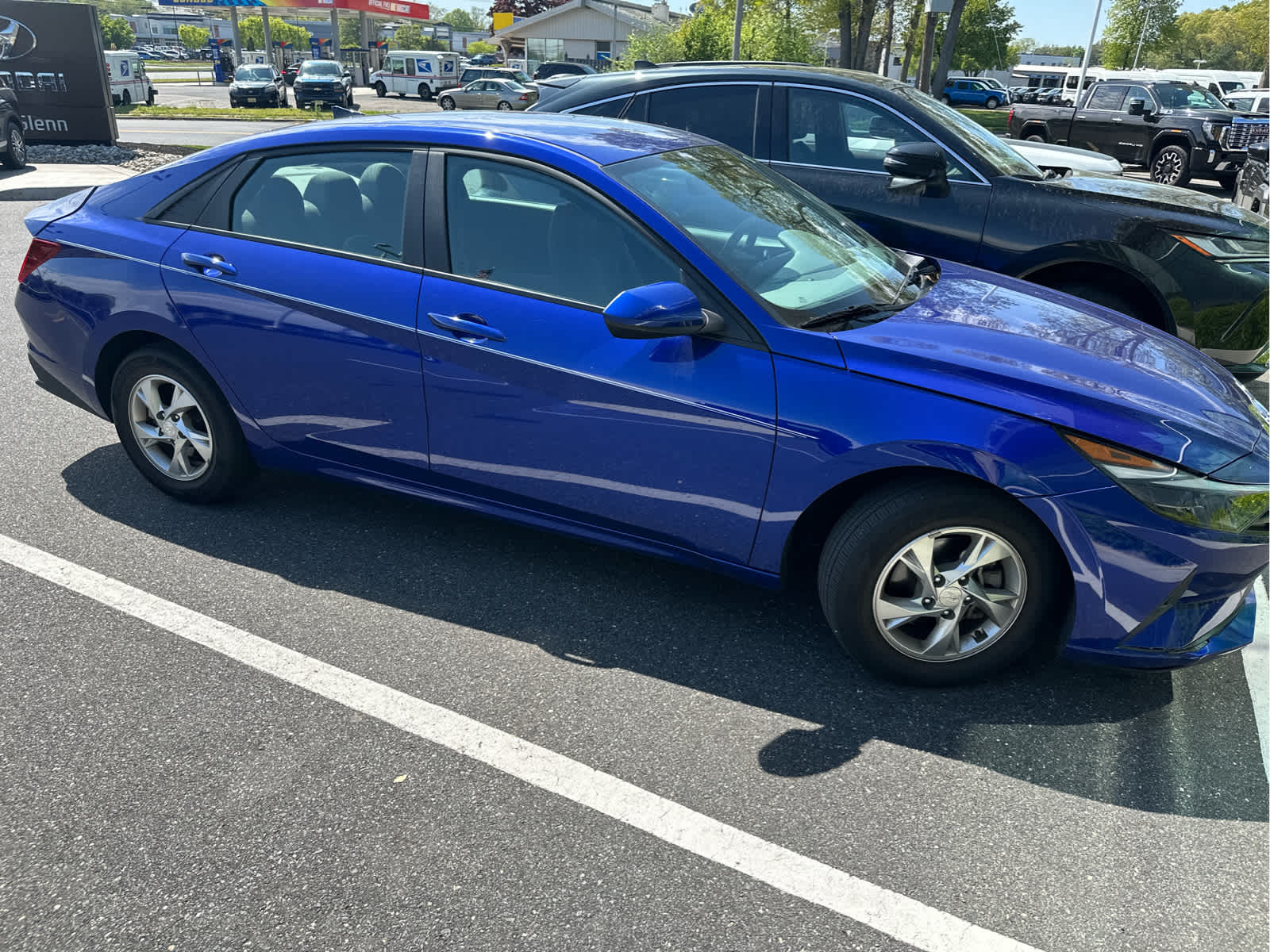 2023 Hyundai ELANTRA SE