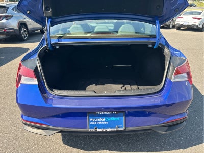 2023 Hyundai ELANTRA SE