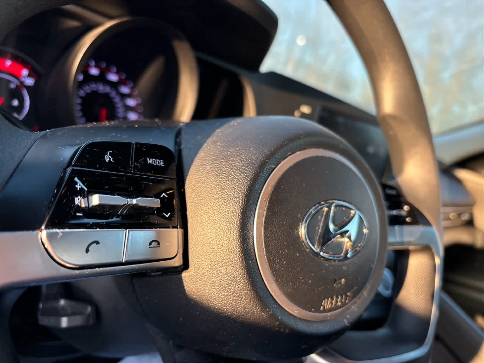 2023 Hyundai ELANTRA SE