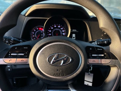 2023 Hyundai ELANTRA SE