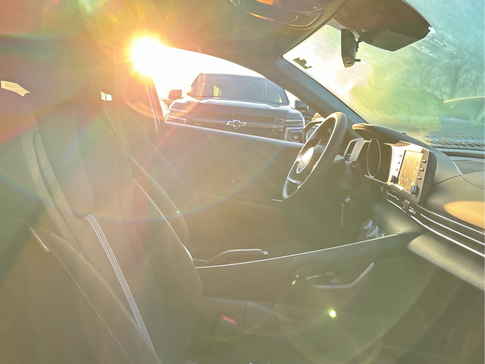 2023 Hyundai ELANTRA SE