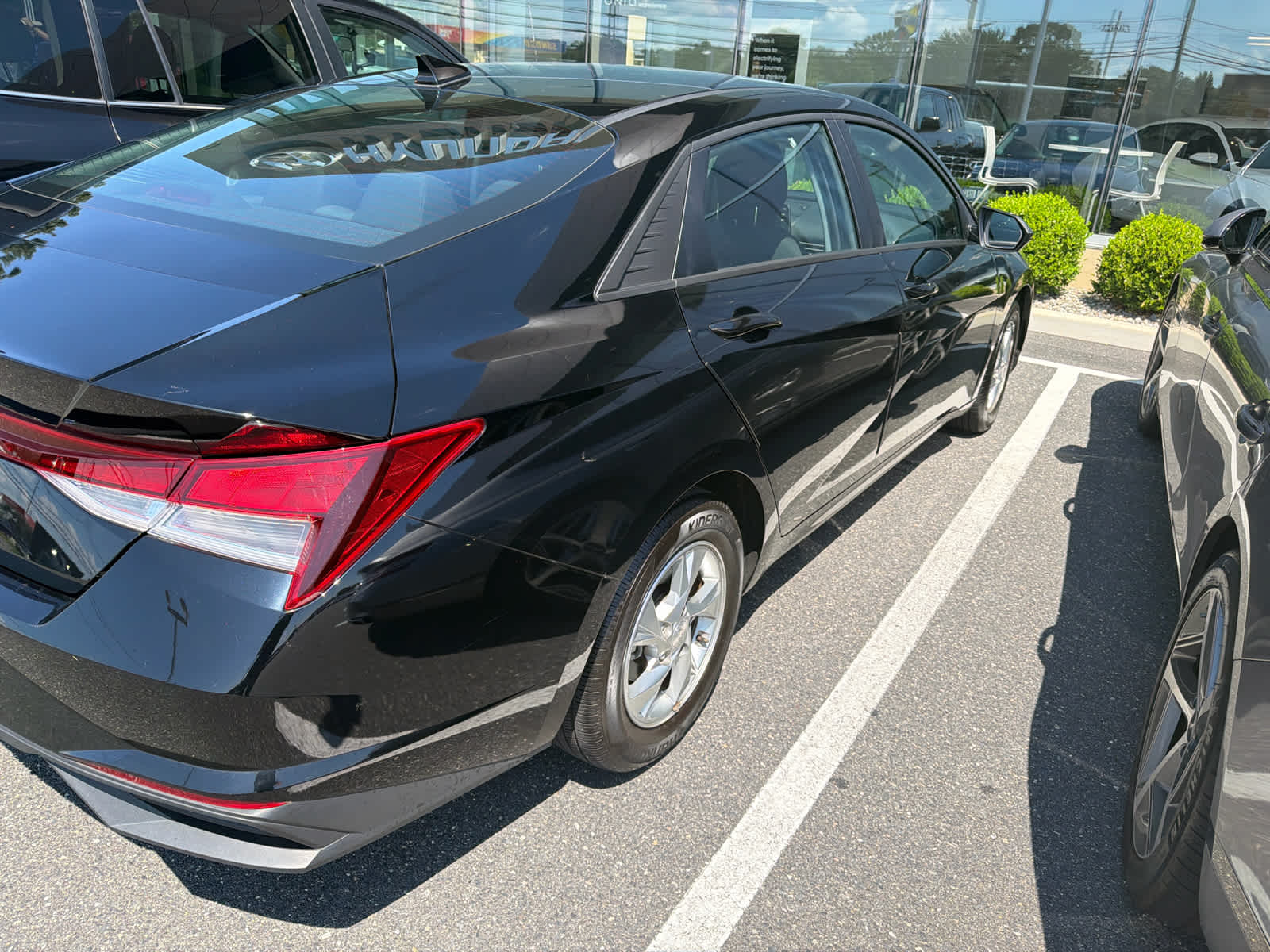 2023 Hyundai ELANTRA SE