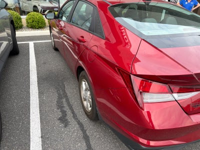 2023 Hyundai ELANTRA SE
