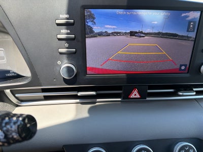 2023 Hyundai ELANTRA SE