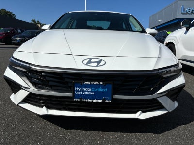 2024 Hyundai ELANTRA SE