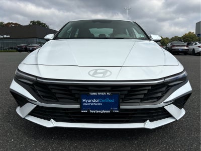 2024 Hyundai ELANTRA SE