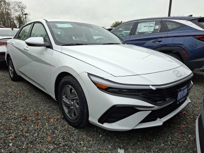 2026 Hyundai ELANTRA SE