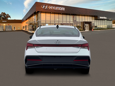 2026 Hyundai ELANTRA SE