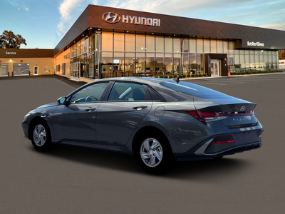 2026 Hyundai ELANTRA SE