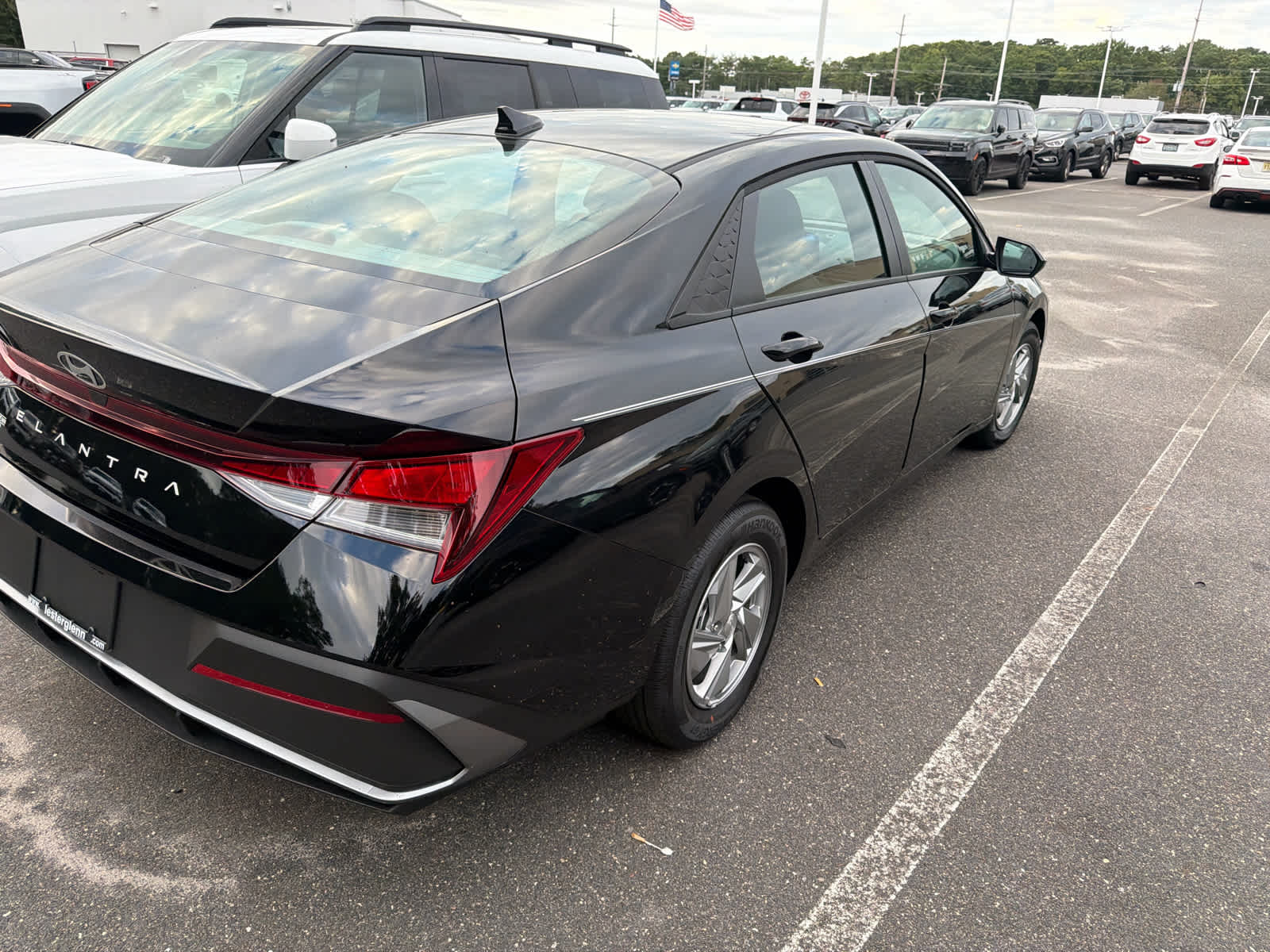 2026 Hyundai ELANTRA SE