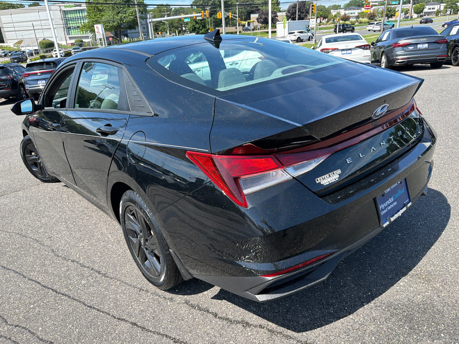 2023 Hyundai ELANTRA SEL