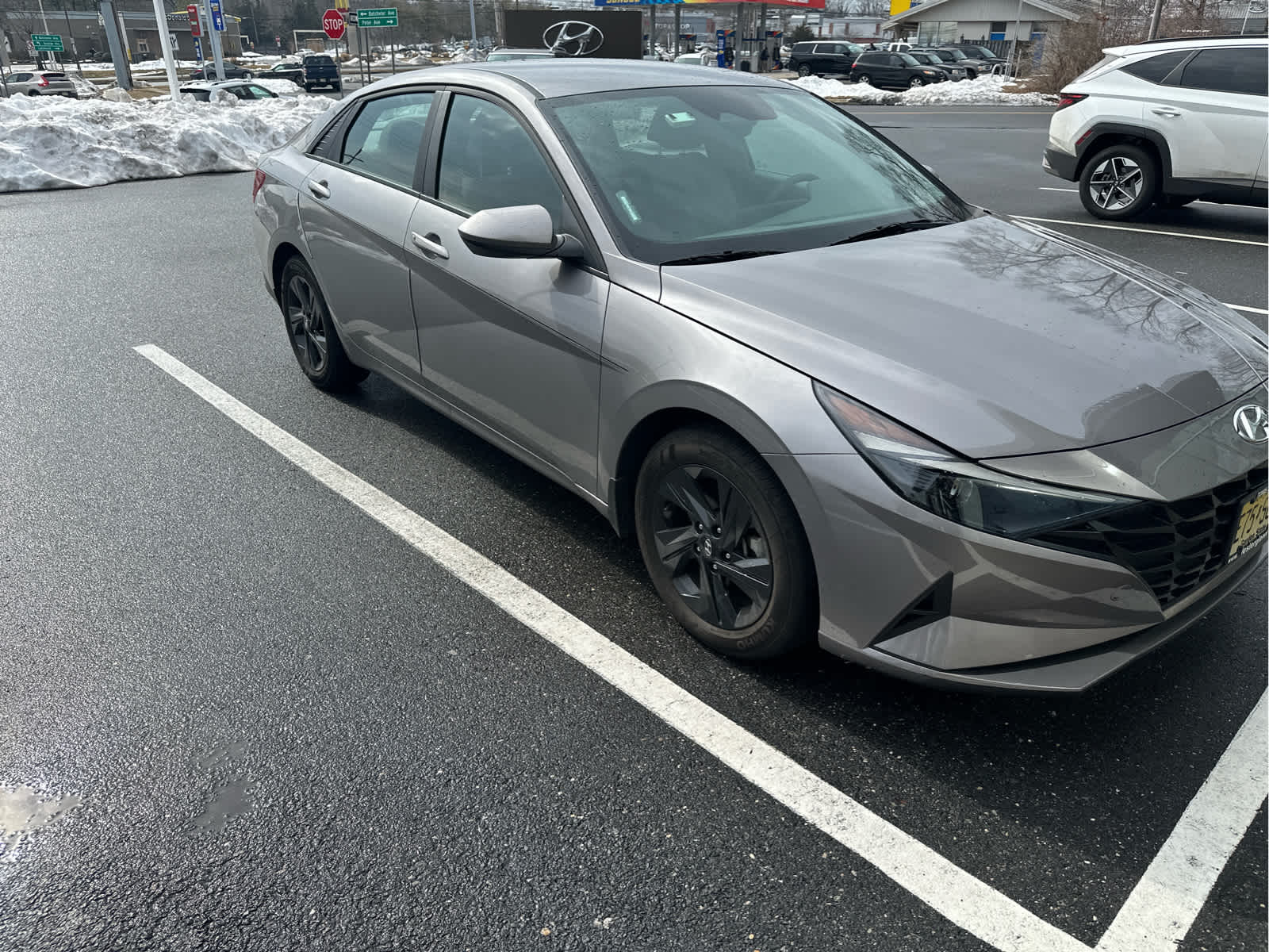 2023 Hyundai ELANTRA SEL