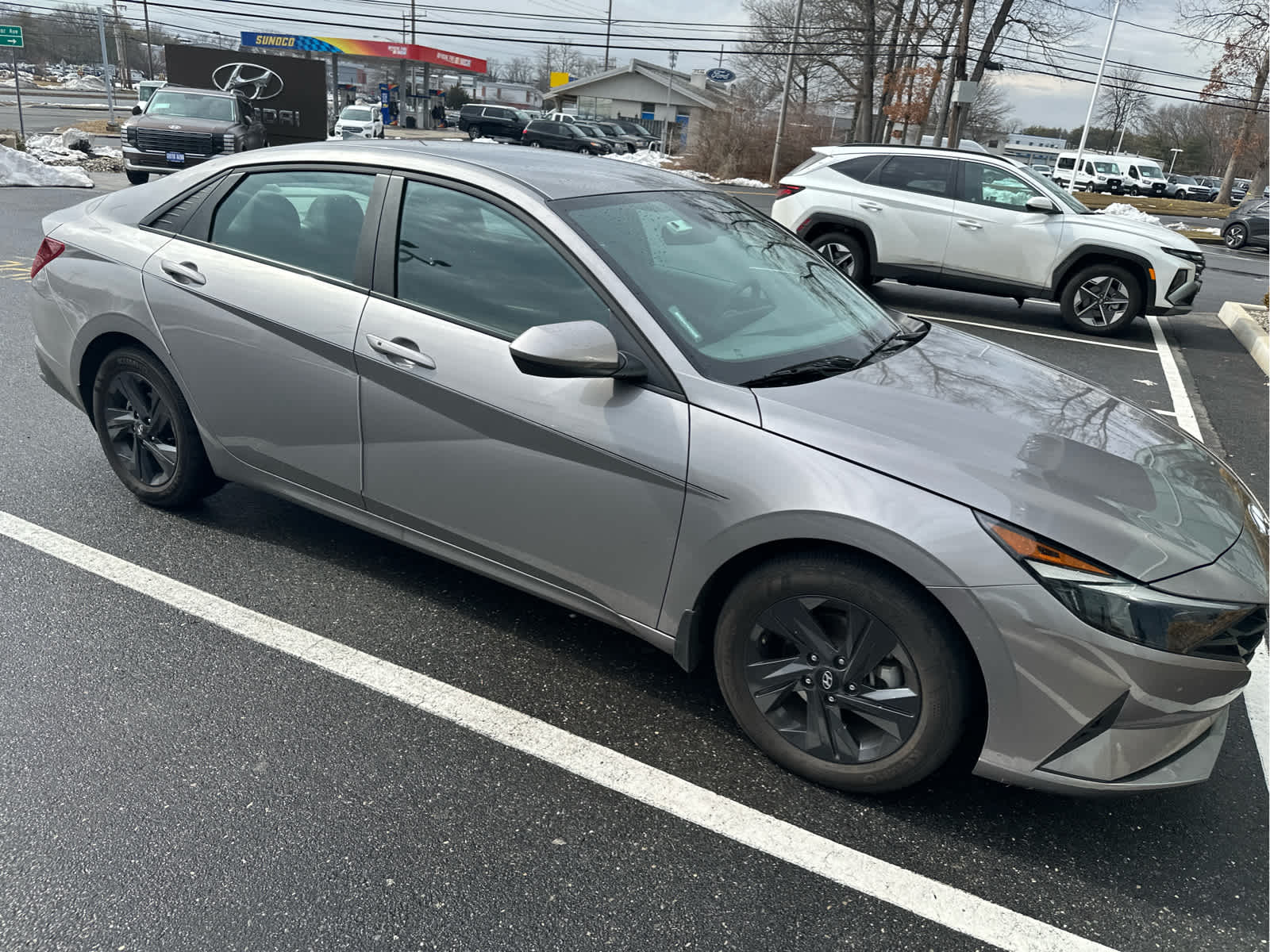 2023 Hyundai ELANTRA SEL