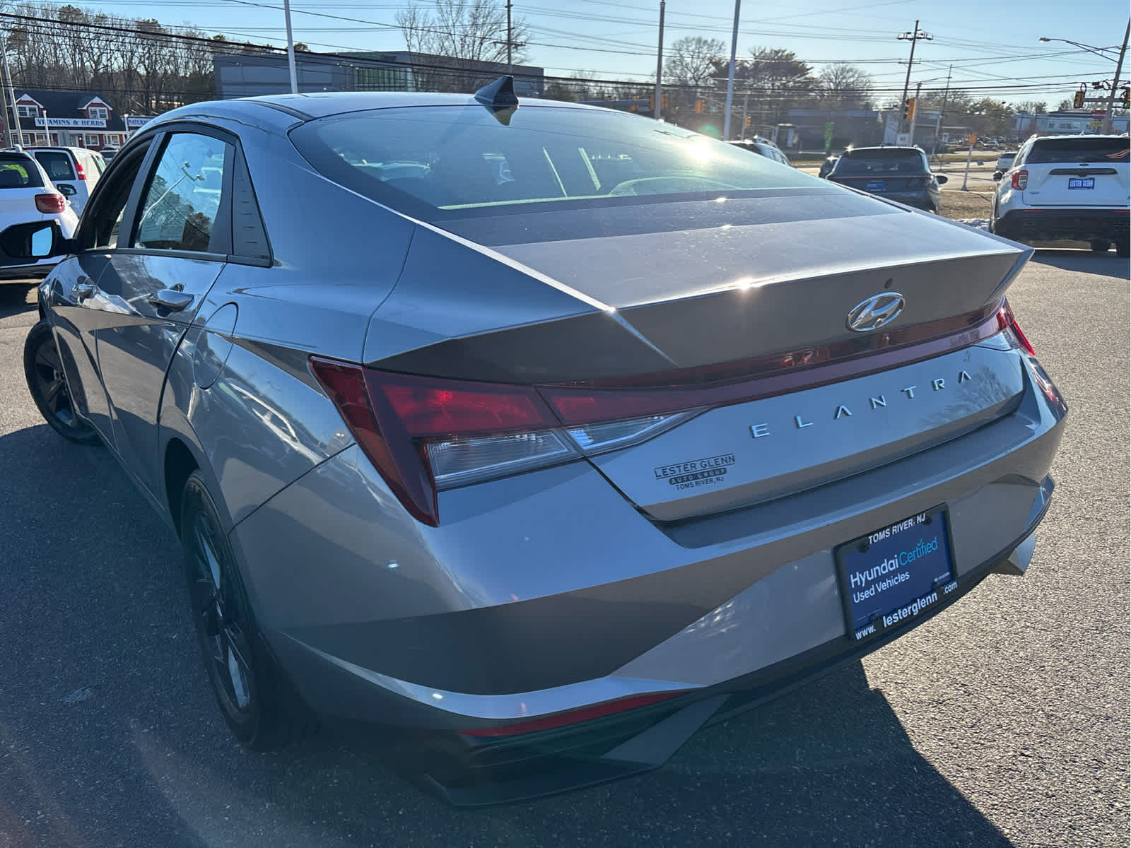 2023 Hyundai ELANTRA SEL