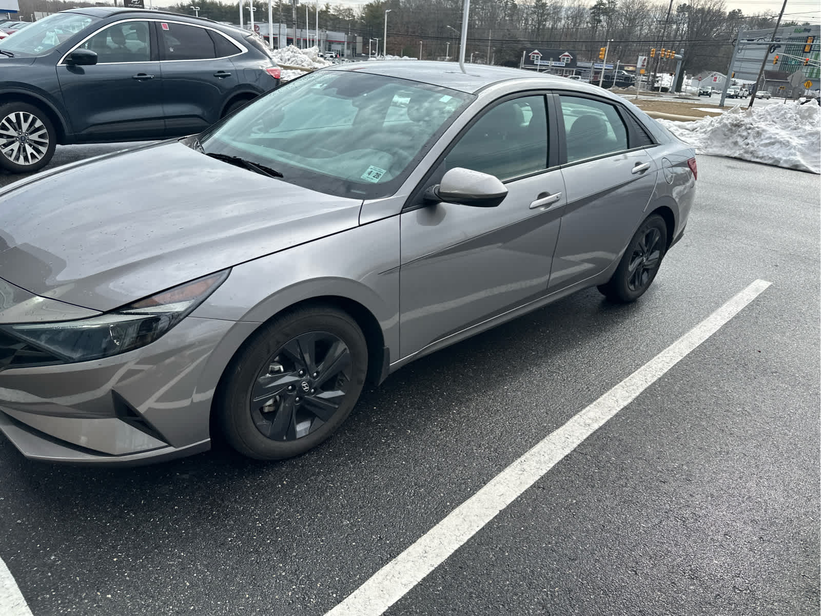 2023 Hyundai ELANTRA SEL