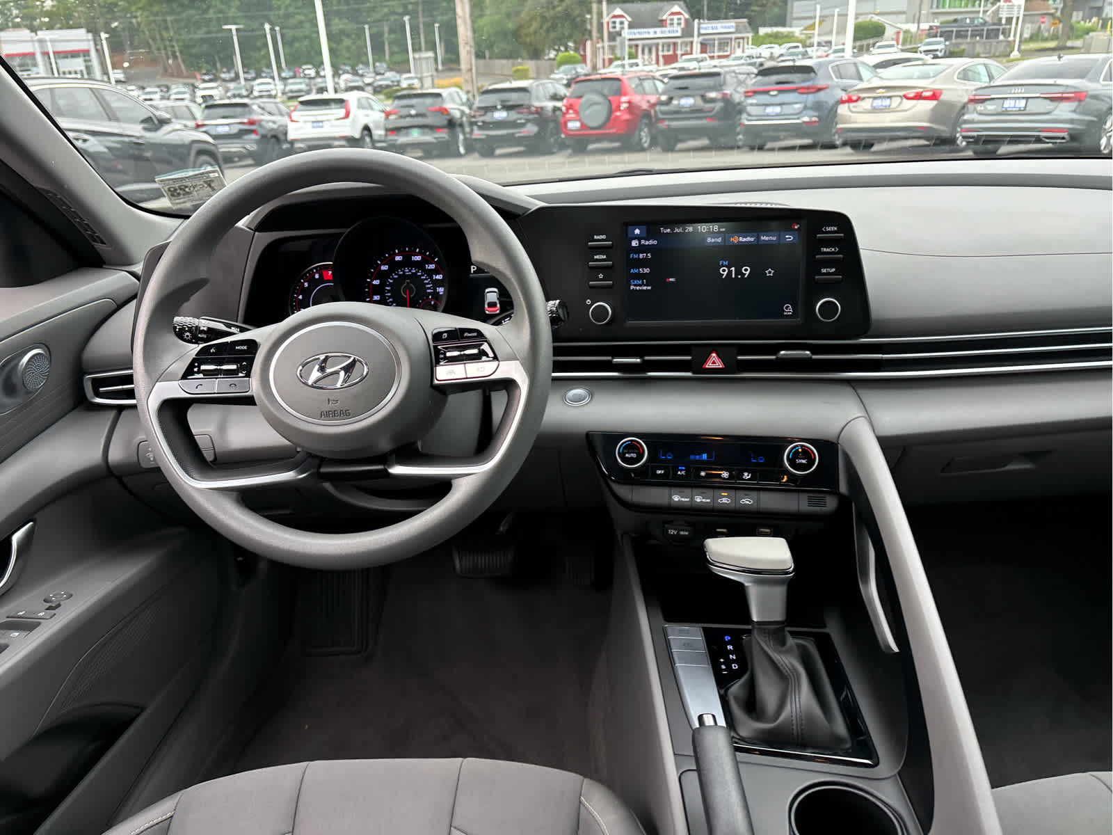 2023 Hyundai ELANTRA SEL