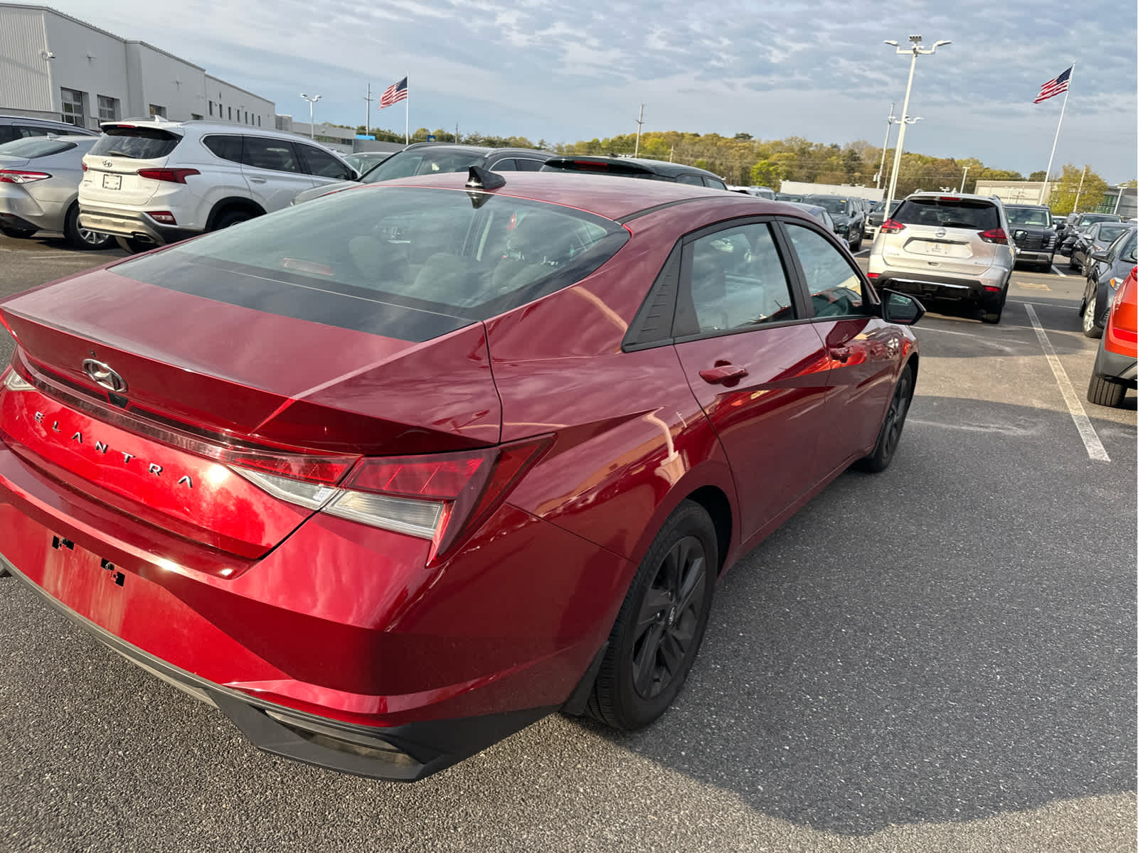 2023 Hyundai ELANTRA SEL