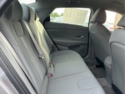 2023 Hyundai ELANTRA SEL