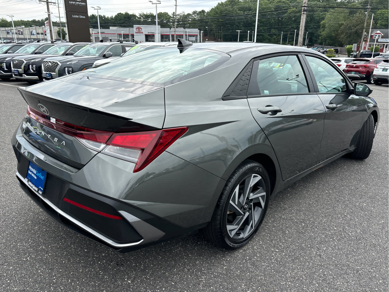 2025 Hyundai ELANTRA SEL Sport