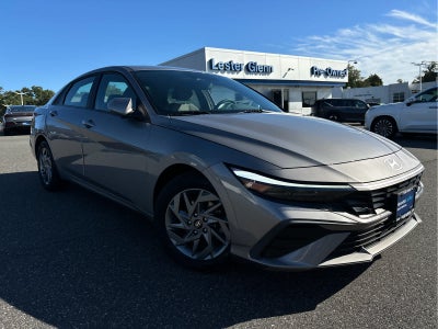 2024 Hyundai ELANTRA SEL