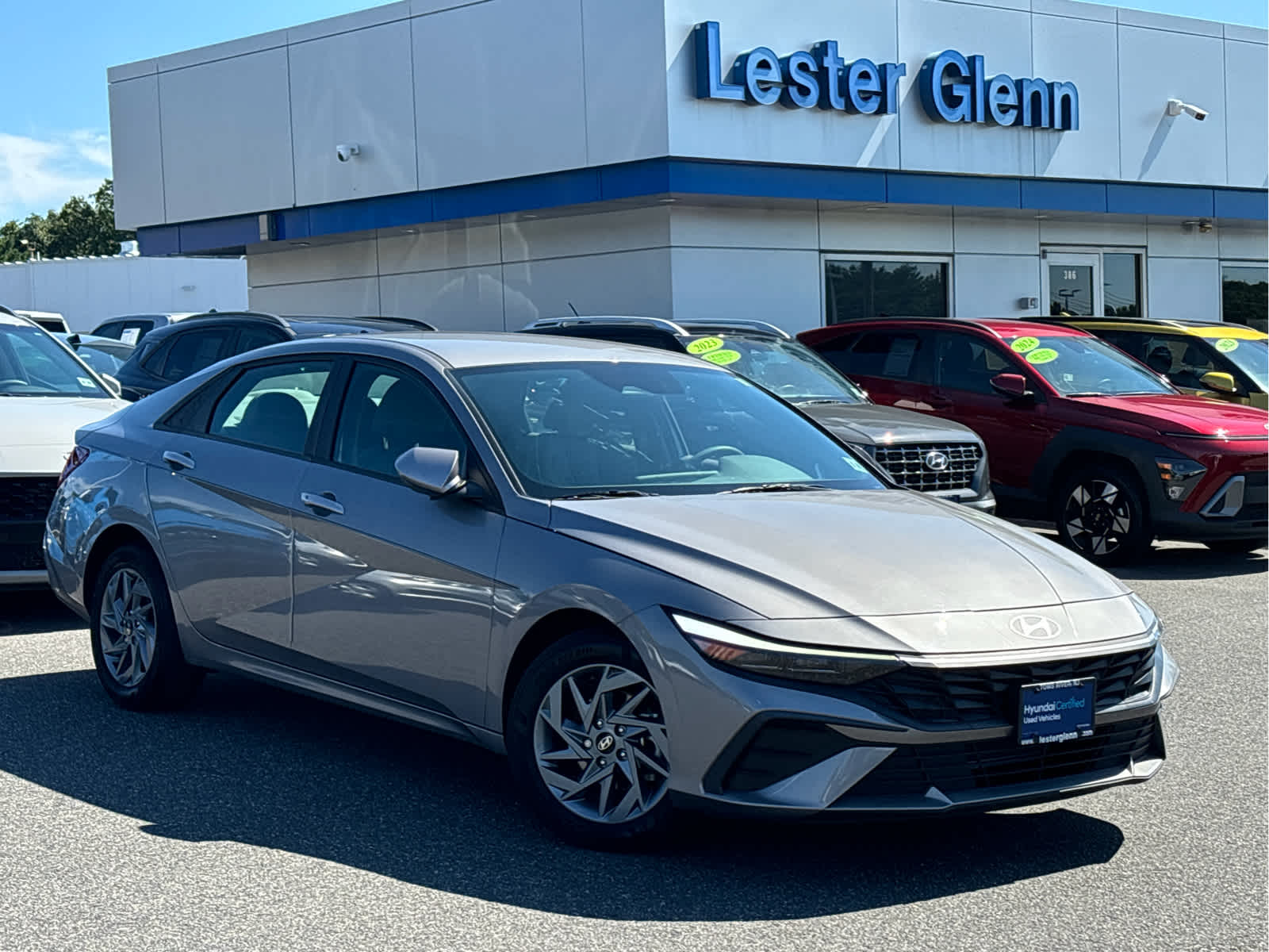 2024 Hyundai ELANTRA SEL