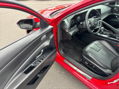 2022 Hyundai ELANTRA Limited