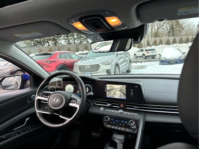 2023 Hyundai ELANTRA Limited