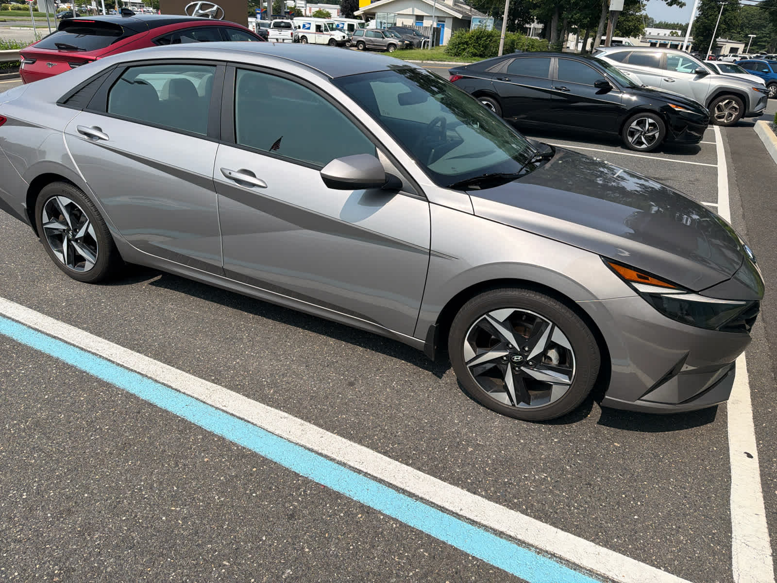 2023 Hyundai ELANTRA SEL