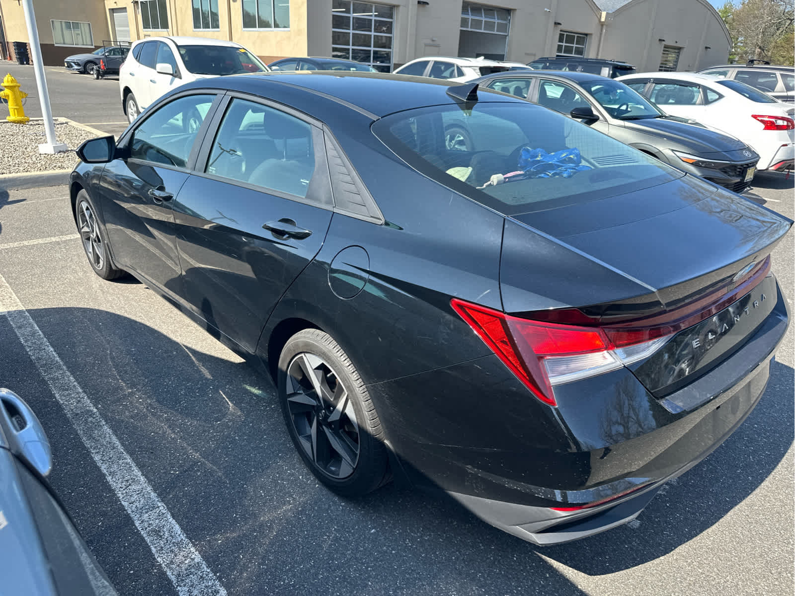 2023 Hyundai ELANTRA SEL