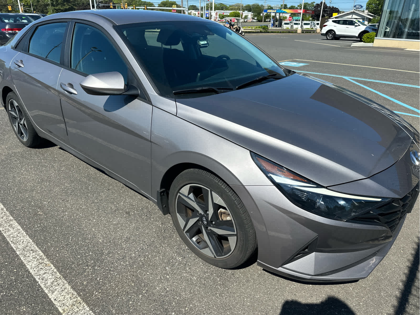 2023 Hyundai ELANTRA SEL