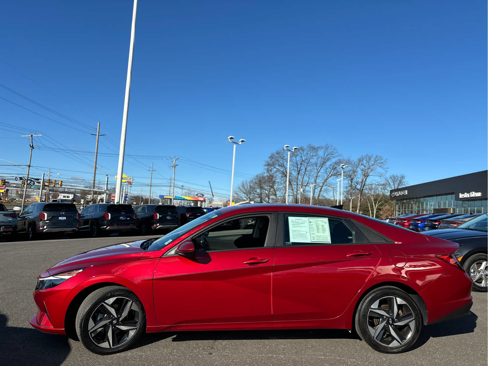 2023 Hyundai ELANTRA SEL