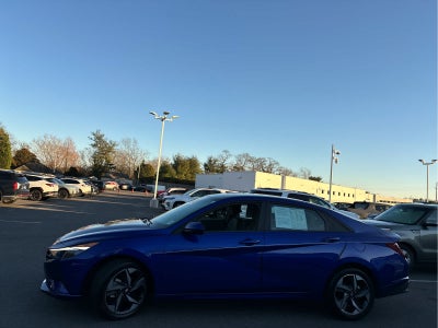 2023 Hyundai ELANTRA SEL