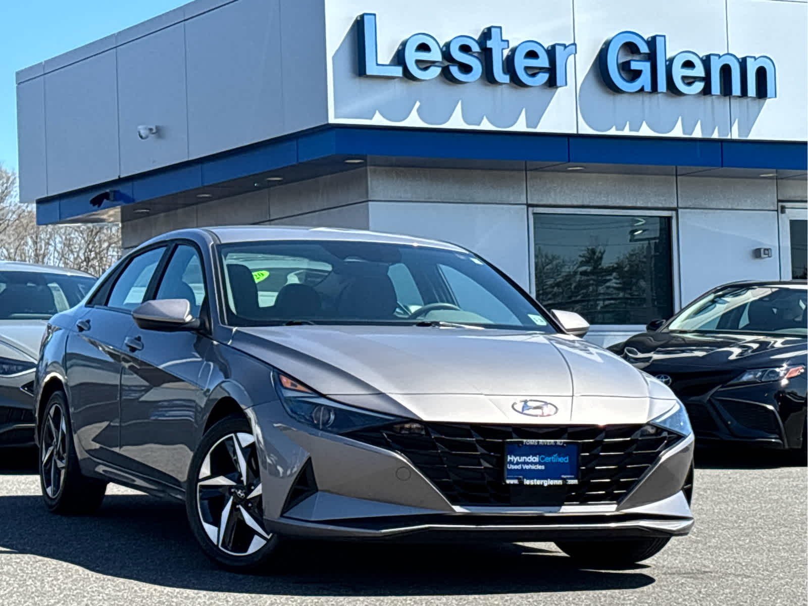 2023 Hyundai ELANTRA SEL