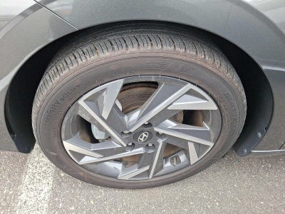 2024 Hyundai ELANTRA SEL Convenience