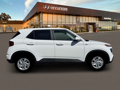 2026 Hyundai VENUE SE
