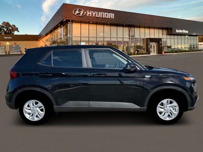 2026 Hyundai VENUE SE