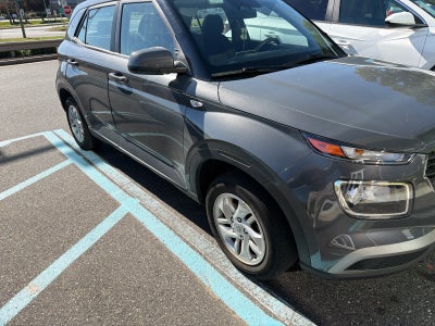 2024 Hyundai VENUE SE
