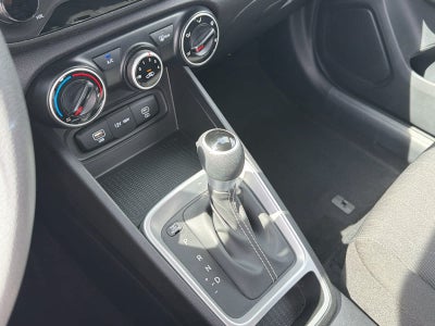 2023 Hyundai VENUE SE